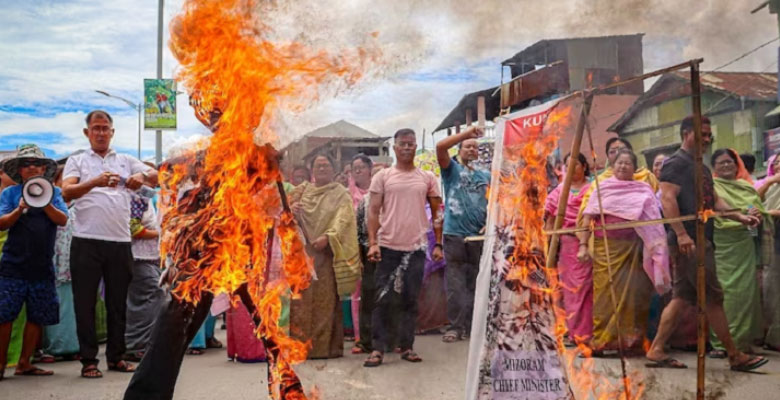 https://fbnews247.com/wp-content/uploads/2024/10/Monipur-Protest.jpg