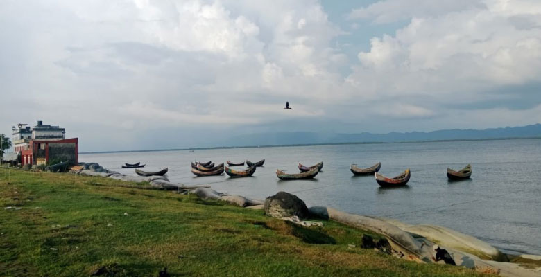 https://fbnews247.com/wp-content/uploads/2024/11/Myanmer-Blast.jpg
