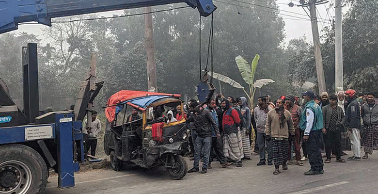 https://fbnews247.com/wp-content/uploads/2025/01/Rangpur-Accident-2.png