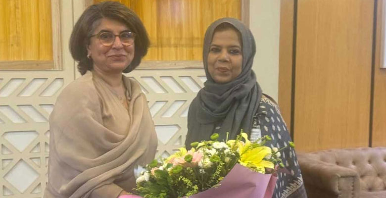 https://fbnews247.com/wp-content/uploads/2025/04/Amna-Baluch-in-Dhaka.jpg