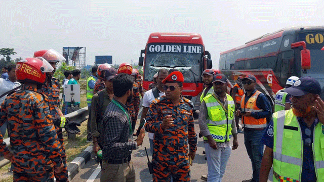 https://fbnews247.com/wp-content/uploads/2025/05/Munshigonj-Accident-2.png