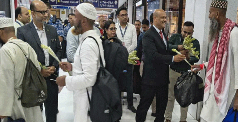 https://fbnews247.com/wp-content/uploads/2025/06/Haji-Back-1.png
