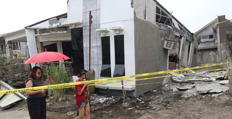 https://fbnews247.com/wp-content/uploads/2025/10/philippine-earthquake.jpg