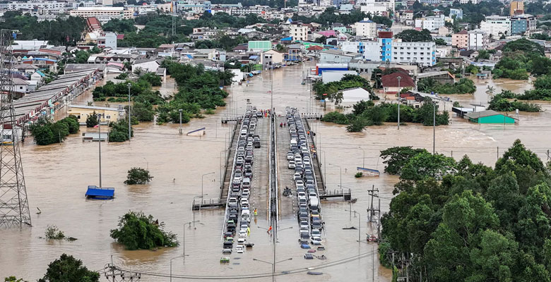 থাইল্যান্ডে ভয়াবহ বন্যায় নিহত বেড়ে ১৬২