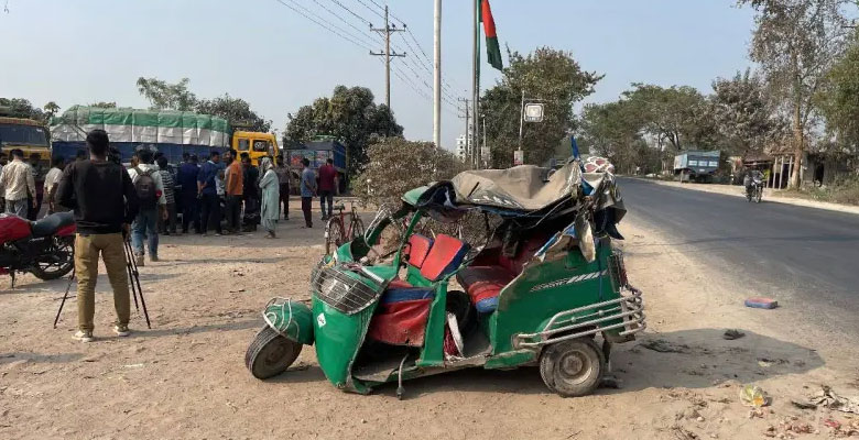 কুষ্টিয়ায় ট্রাক-অটোরিকশা সংঘর্ষে নিহত ৫