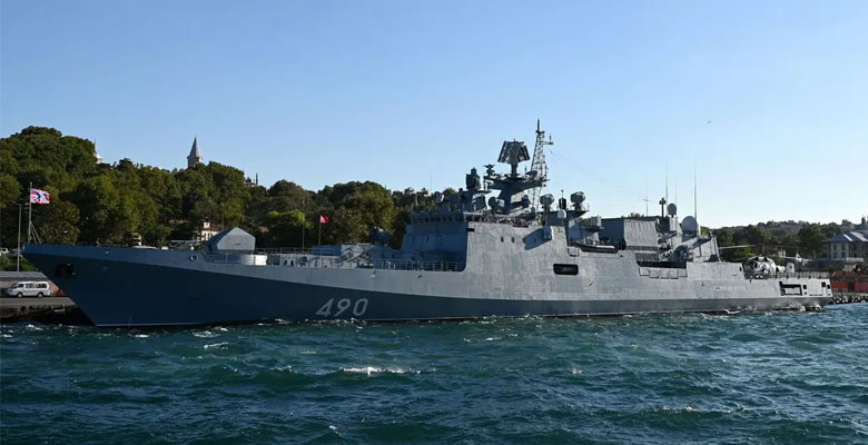 একযোগে রাশিয়ার ৪ যুদ্ধজাহাজে ভয়াবহ হামলা, ব্যাপক ক্ষয়ক্ষতি