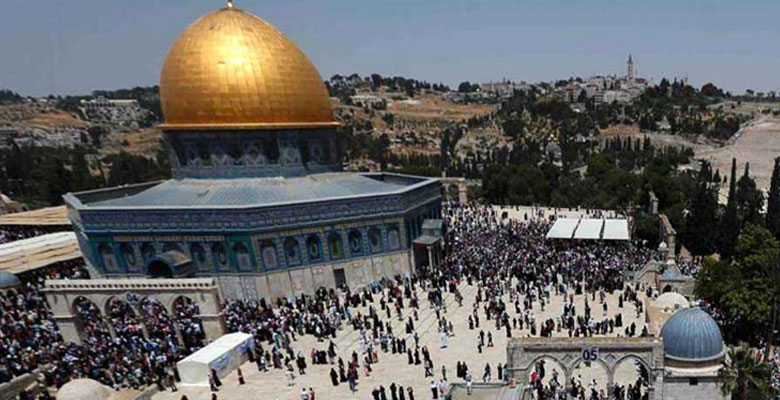 ৪০ দিন পর খুলল আল-আকসা, মুসল্লিদের ঢল