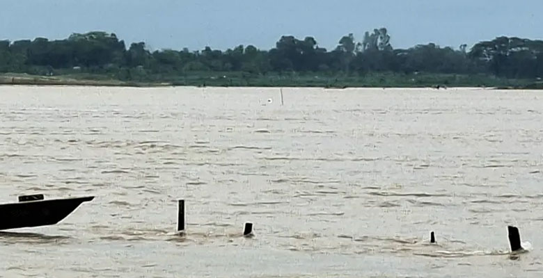 দুই জেলা বন্যার কবলে, আরও তিন জেলায় সতর্কবার্তা