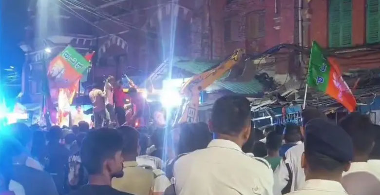 https://fbnews247.com/wp-content/uploads/2026/05/Kolkata-Clash.jpg