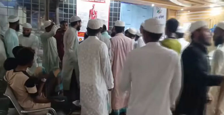 ব্রাহ্মণবাড়িয়ায় পুলিশ-মাদ্রাসাছাত্র সংঘর্ষ, আহত অন্তত ৩০